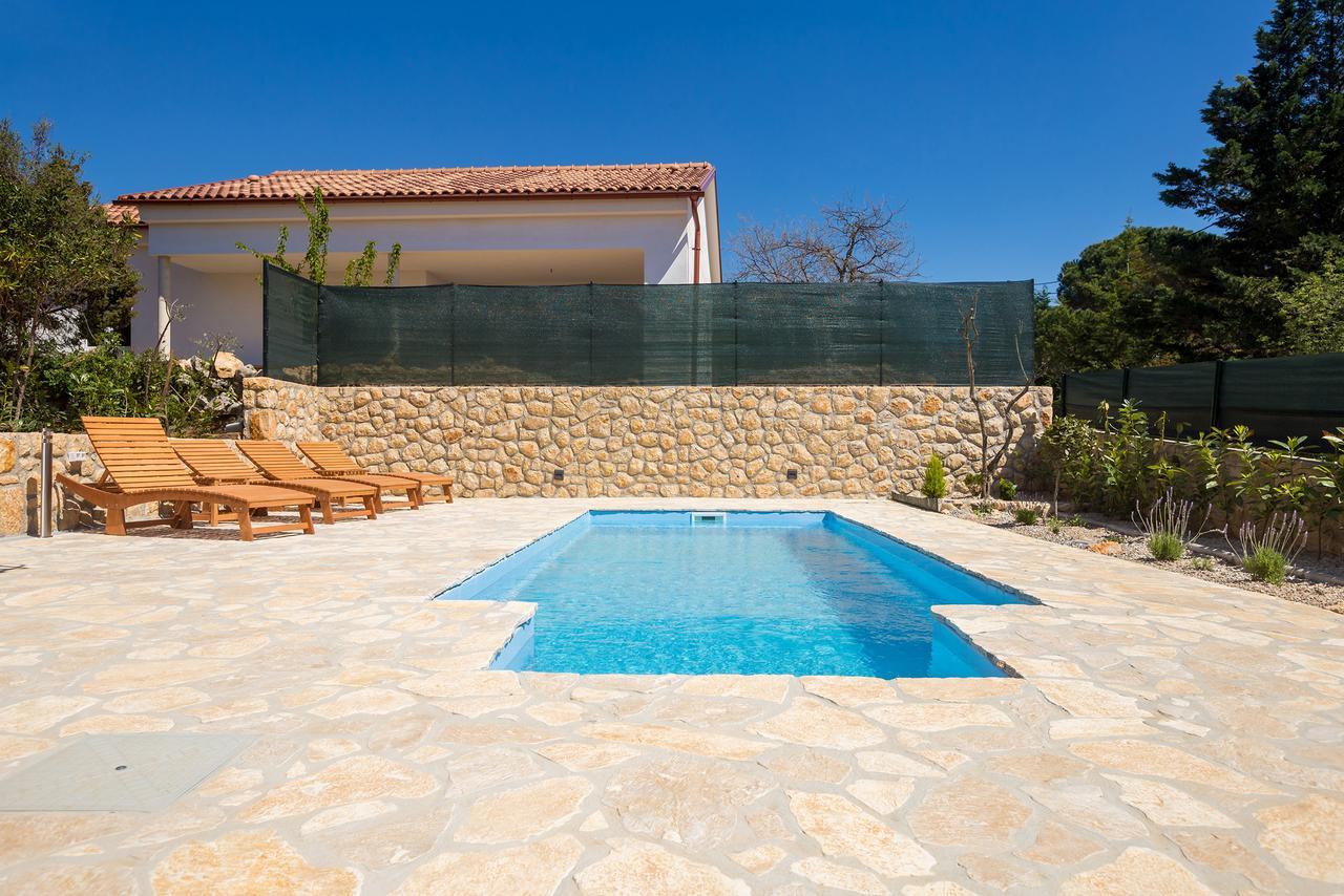 Pinezići Apartments Jenny מראה חיצוני תמונה